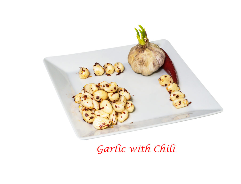 BC Cesnak s chilli v oleji 314 ml | AGLIO AL PEPERONCINO (091097) – Obrázok 2